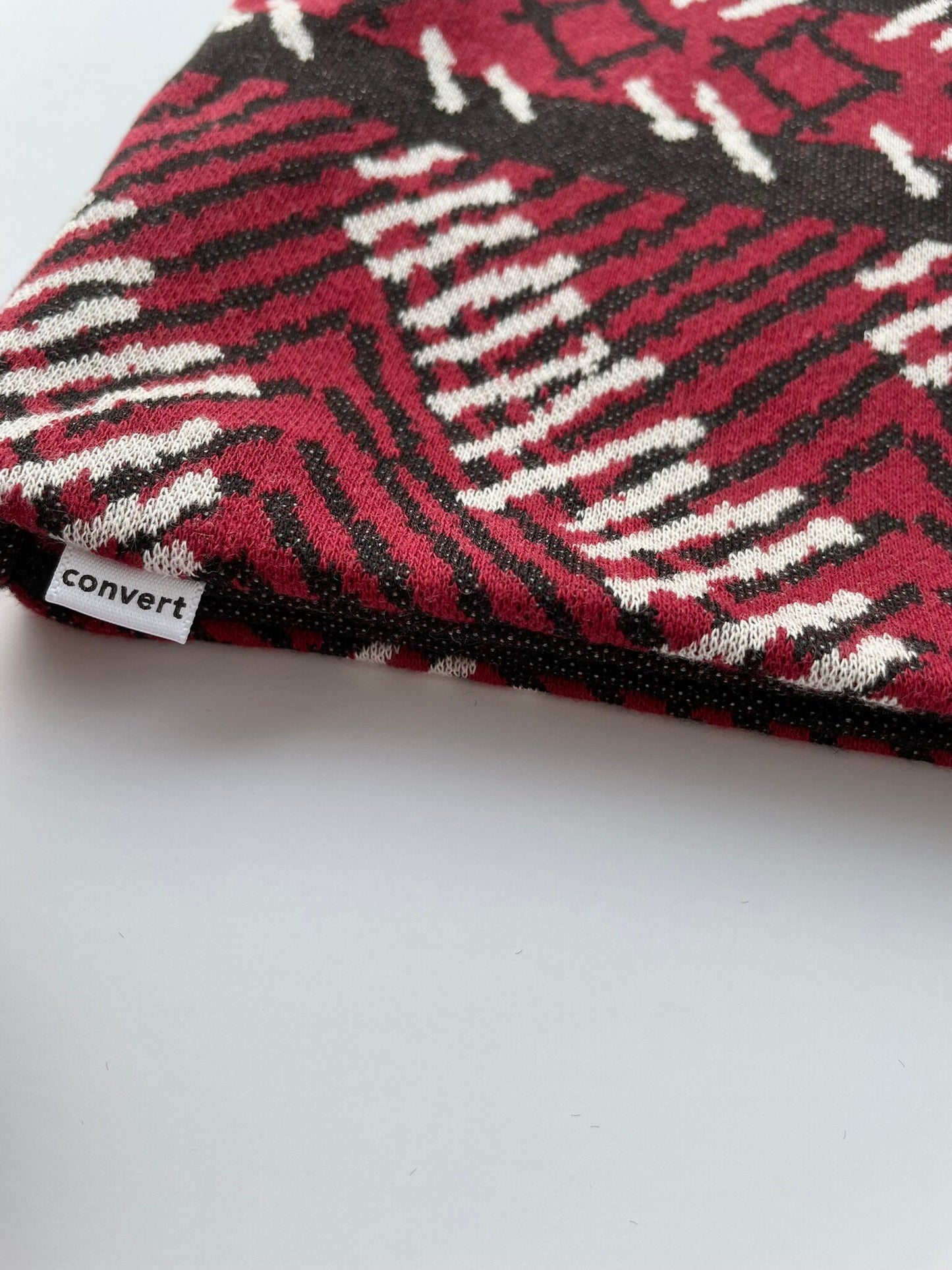 Loop Scarf in Red and Black