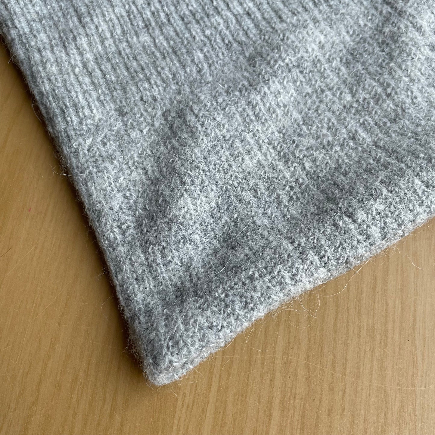 Loop Scarf in Grey Wool and Linen