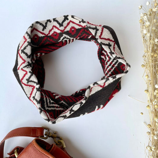 Loop Scarf in Red and Black