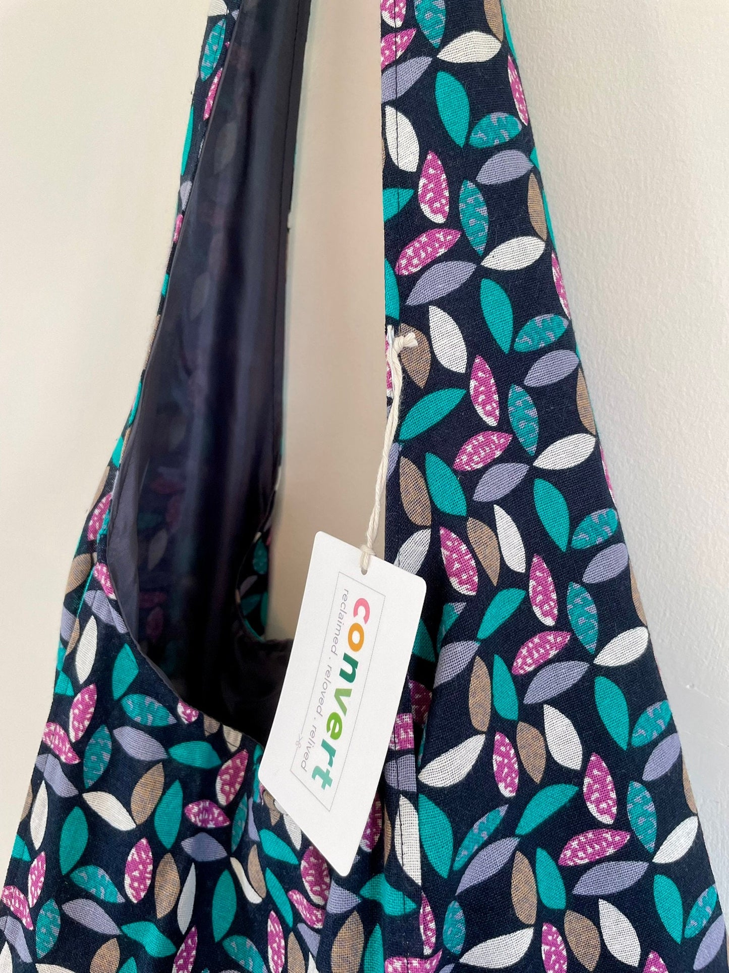 Yoga Tote Bag in Floral - Sample Seconds