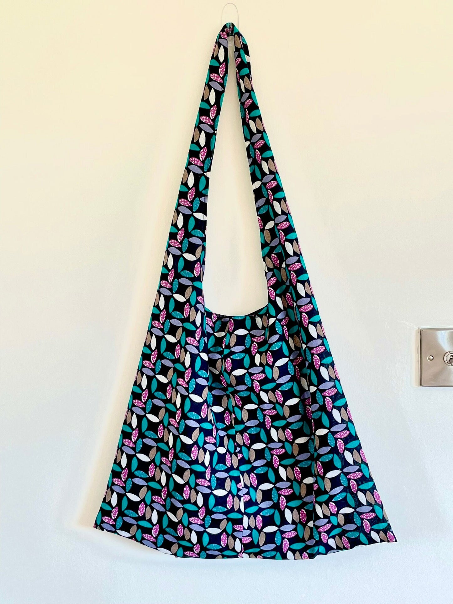 Yoga Tote Bag in Floral - Sample Seconds